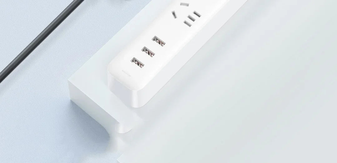 Xiaomi Fast Charging Power Strip – 3 USB Ports for Pet Devices