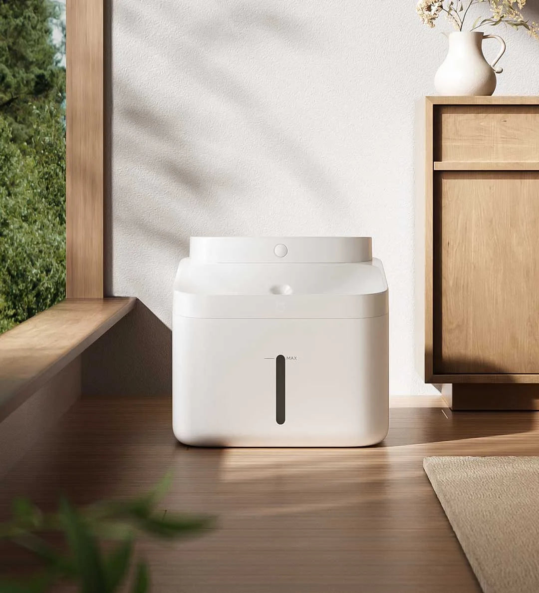 Xiaomi Mijia Smart Pet Drinking Fountain 2 with wireless auto-sensing water dispenser for cats and dogs, 3L capacity.