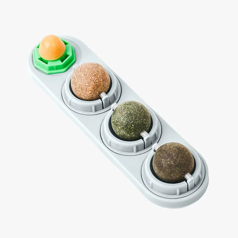 Catnip & Silver Vine Cat Toy Ball – Teeth Cleaning & Digestive Health
